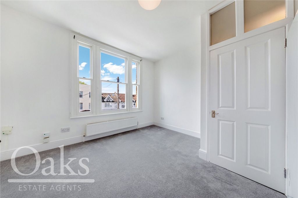 Property photo 2 of 8 Picture No. 05