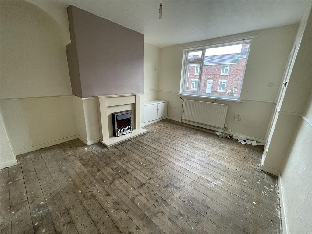 Property photo 2 of 11 17 Cook 1.Jpeg