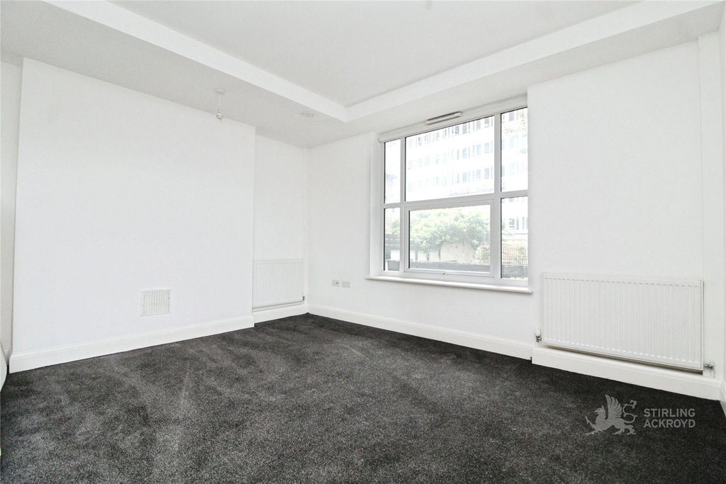 Property photo 2 of 6 Living Room