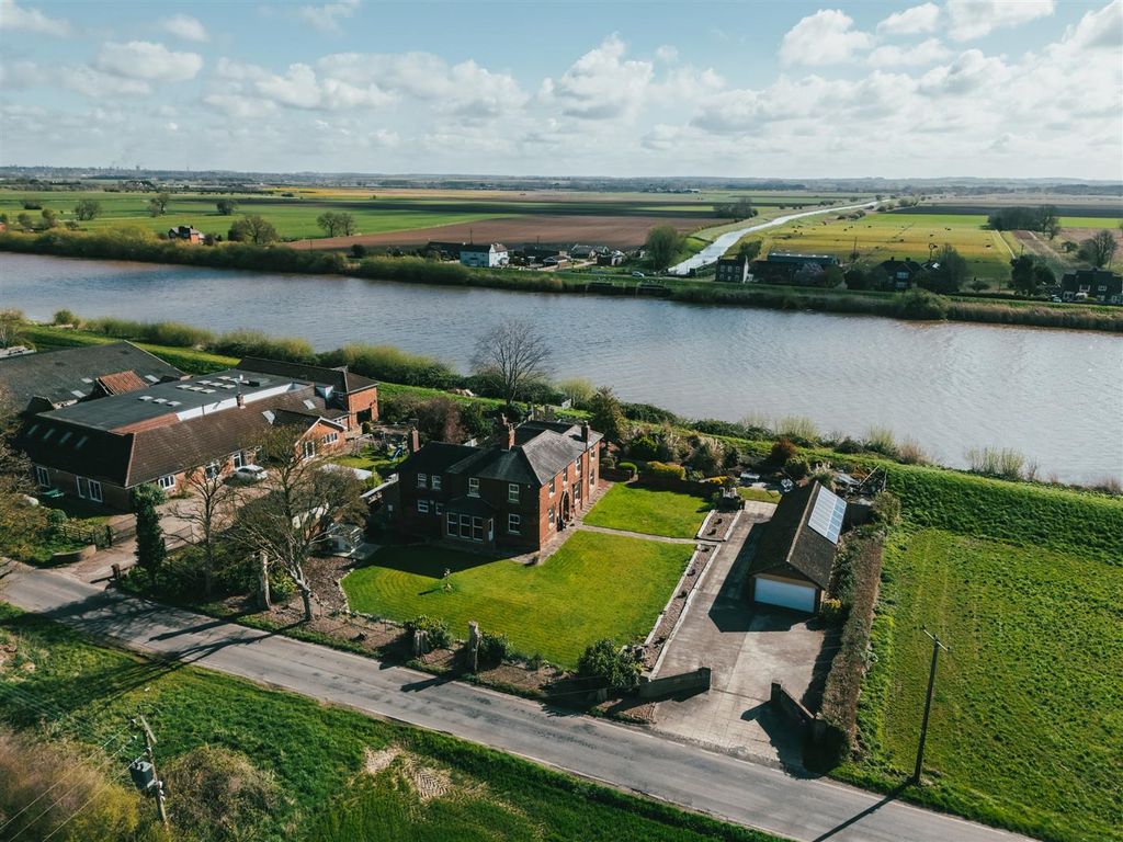 Property photo 3 of 64 Exterior And Gardens