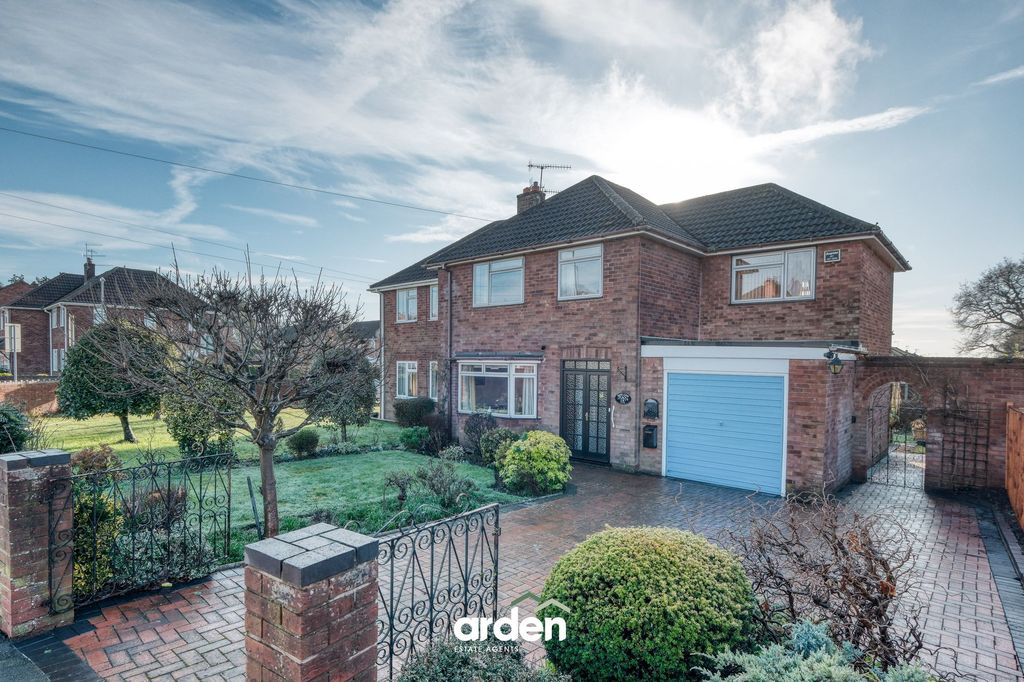 Property photo 1 of 14