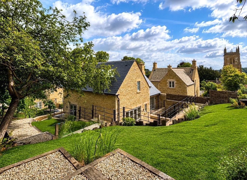 Property photo 3 of 39 Picture No. 40