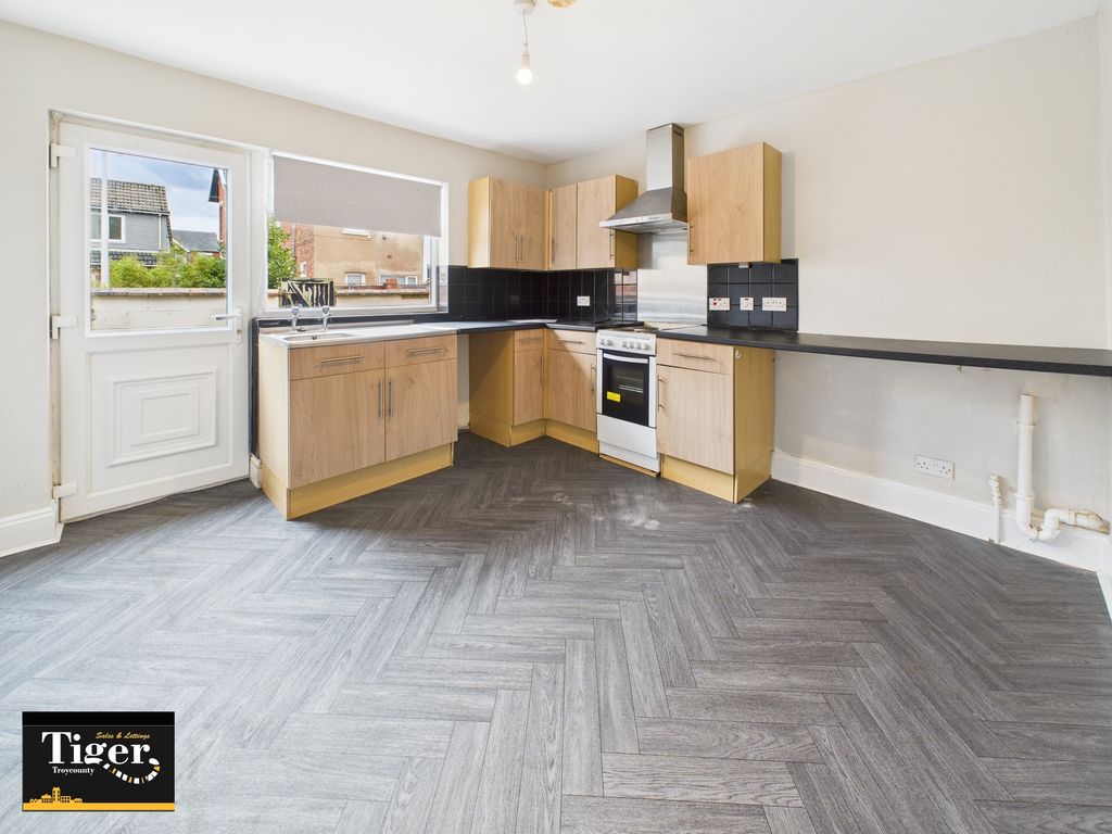 Property photo 2 of 7 Cam02176G0-Pr0549-Still005