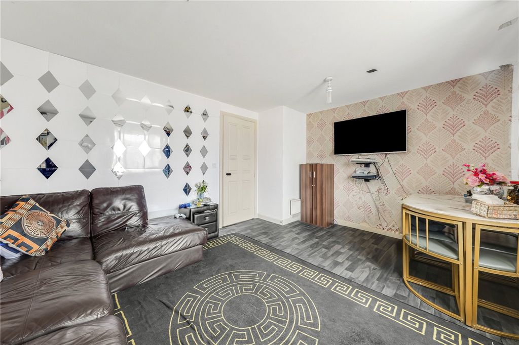 Property photo 3 of 9 Reception/Diner