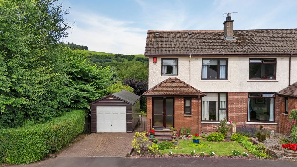 Property photo 2 of 32 1