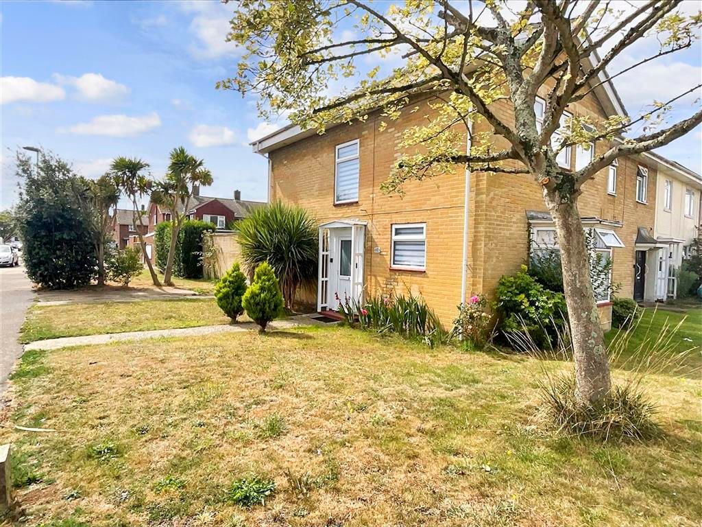 Property photo 1 of 16 Front