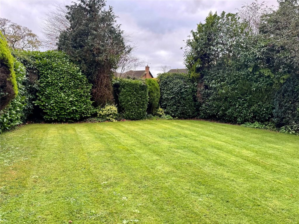 Property photo 2 of 17 Picture No. 18