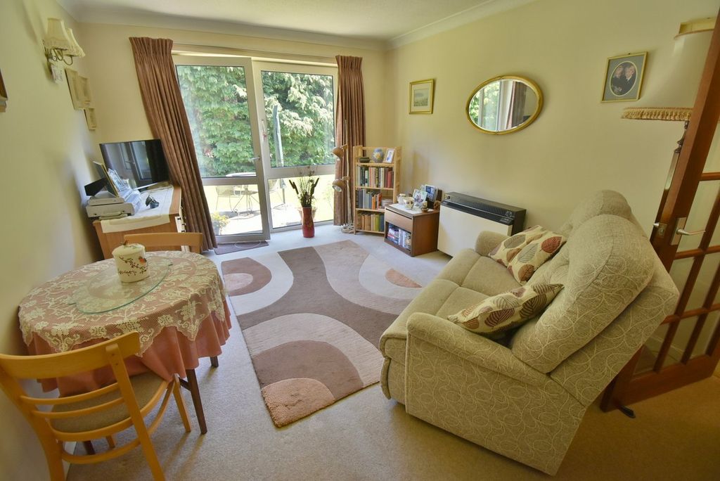 Property photo 2 of 12