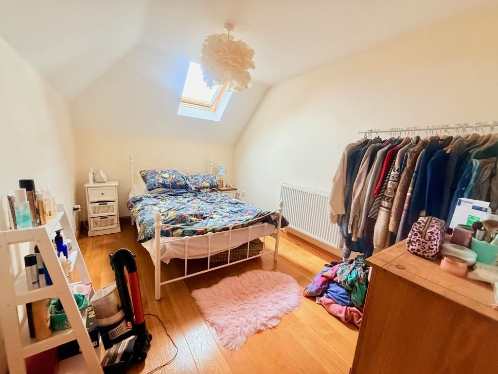 Property photo 3 of 6 Bedroom