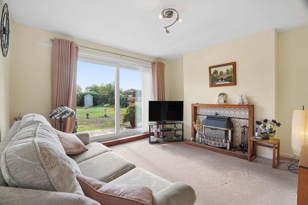 Property photo 3 of 19