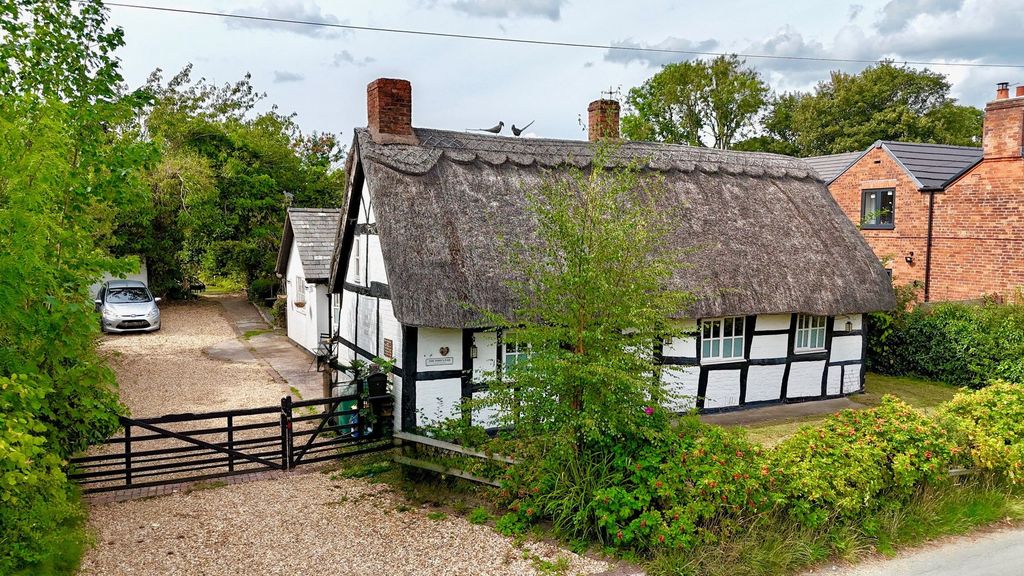 Property photo 1 of 50