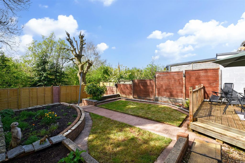 Property photo 2 of 24 Ph17_6498766.Jpg