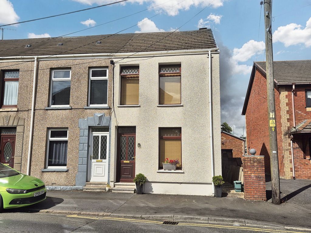 Property photo 1 of 26