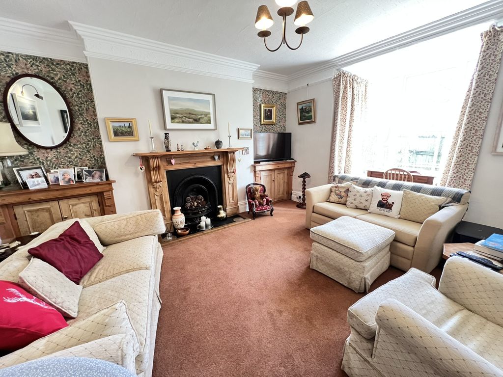 Property photo 2 of 20 Gallery