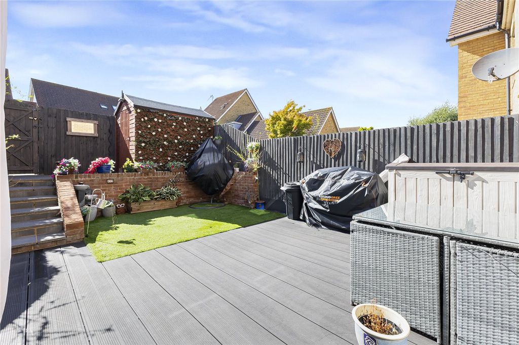 Property photo 2 of 27 Picture No. 26