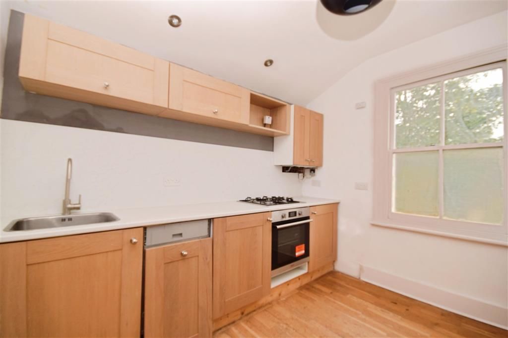 Property photo 1 of 6 Kitchen