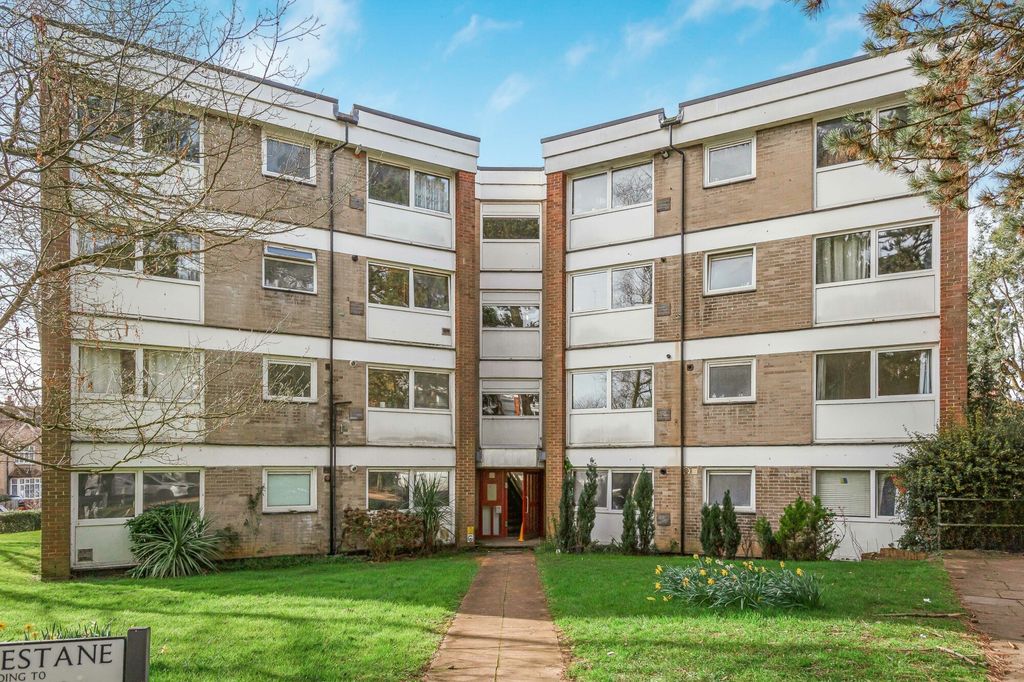 Property photo 1 of 9