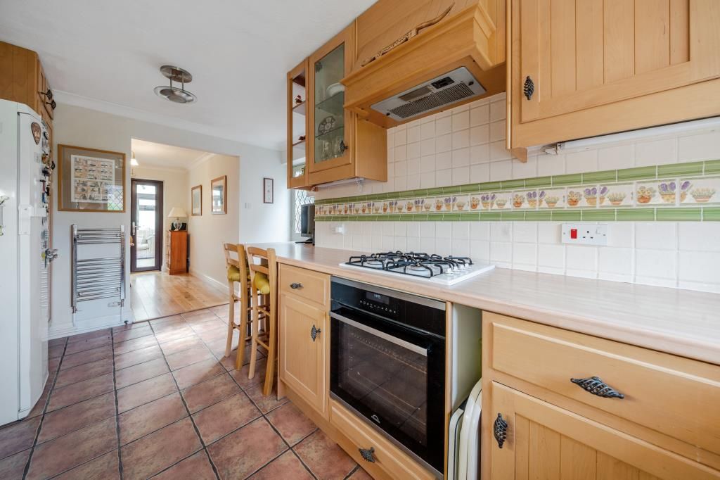Property photo 2 of 22 Kitchen