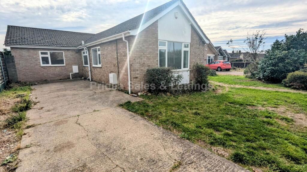 Property photo 2 of 31