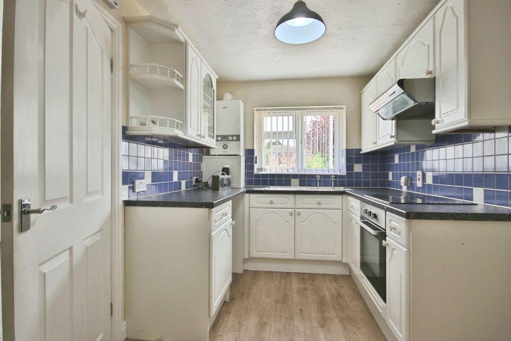 Property photo 3 of 16 4278366