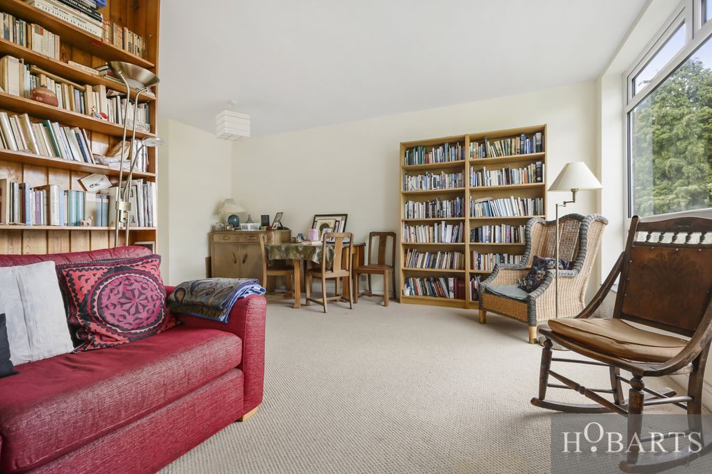 Property photo 2 of 12 Gallery