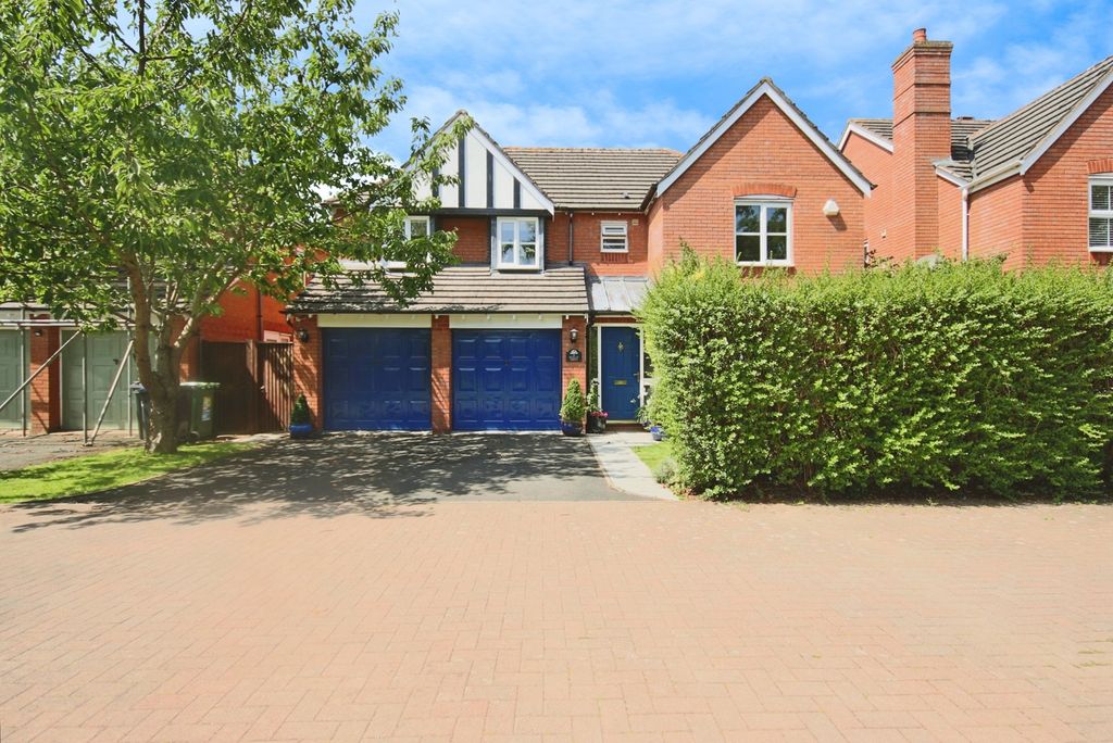 Property photo 1 of 17 Photo