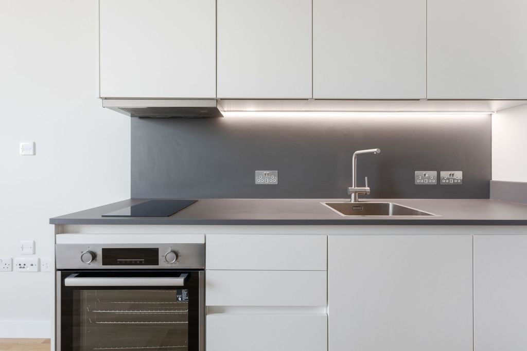 Property photo 2 of 12 Kitchen (Example)
