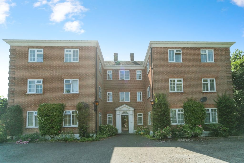 Property photo 1 of 12 Photo