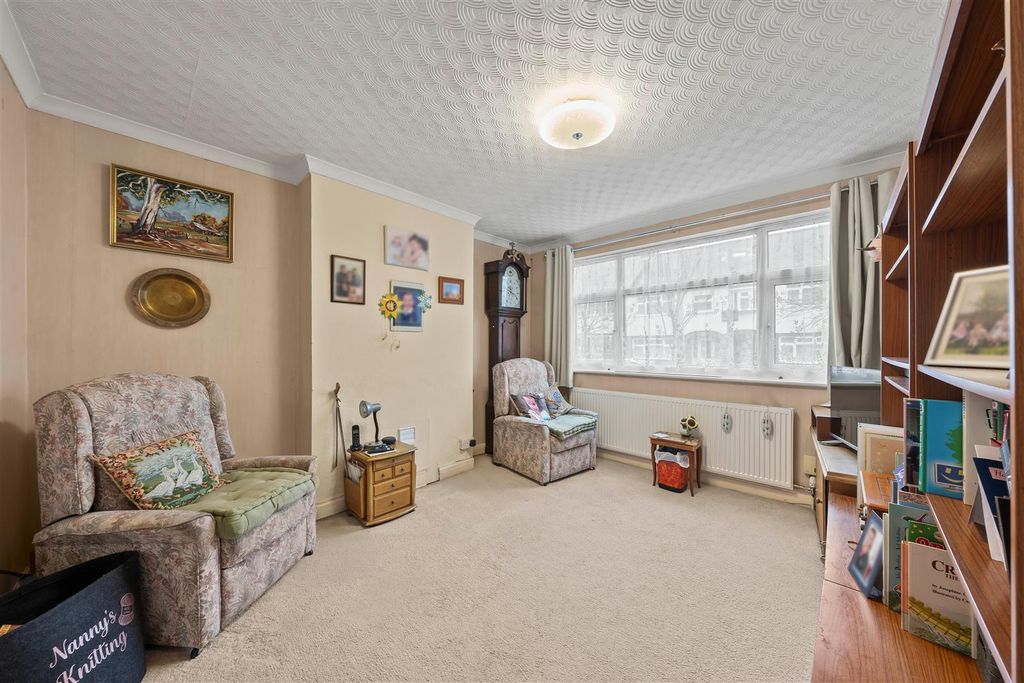 Property photo 2 of 17 Dsc03477.Jpg