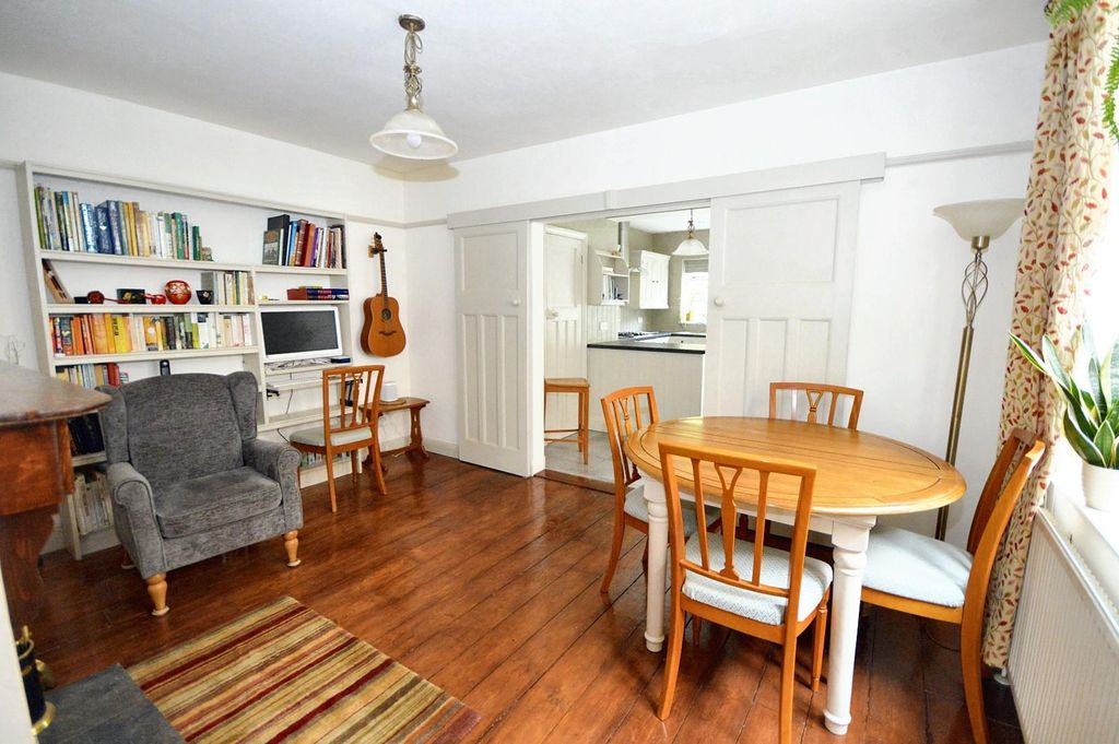 Property photo 3 of 19 Dining Room