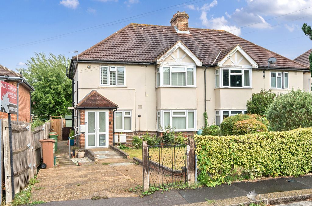 Property photo 1 of 15 Ae668ce1-3785-4905-Ac70-55A55A62Dd31