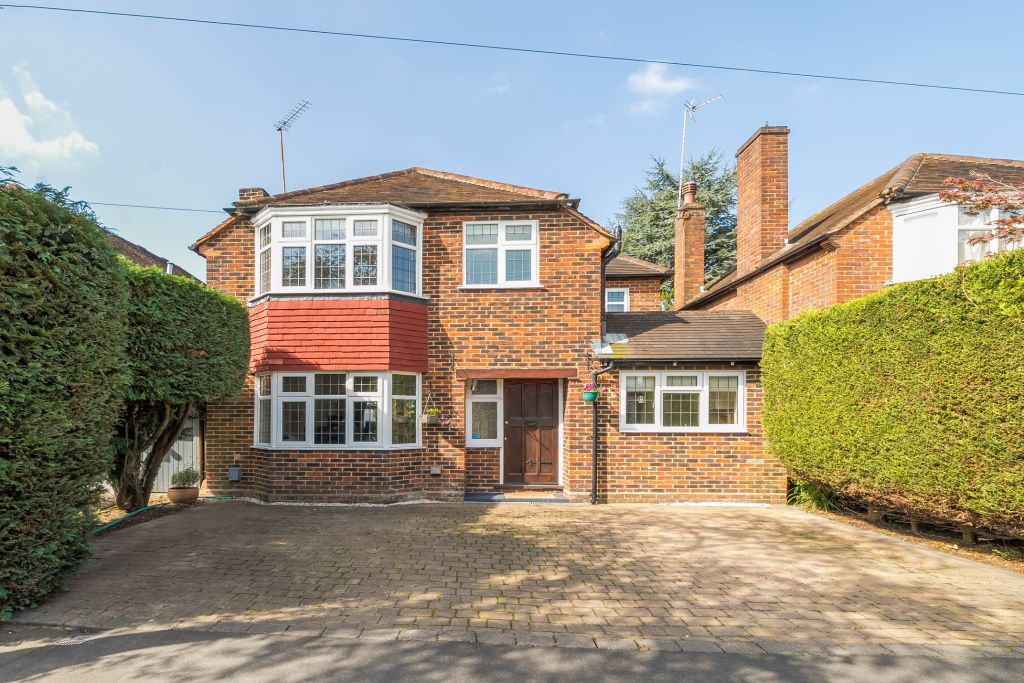 Property photo 1 of 12