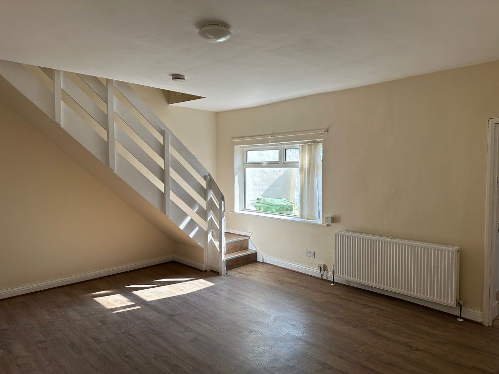 Property photo 3 of 49 4F41Fc60-6A87-40De-950c-39Fd22Ac1E20