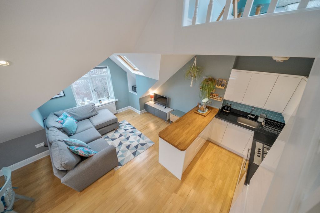 Property photo 1 of 9 Picture No. 15