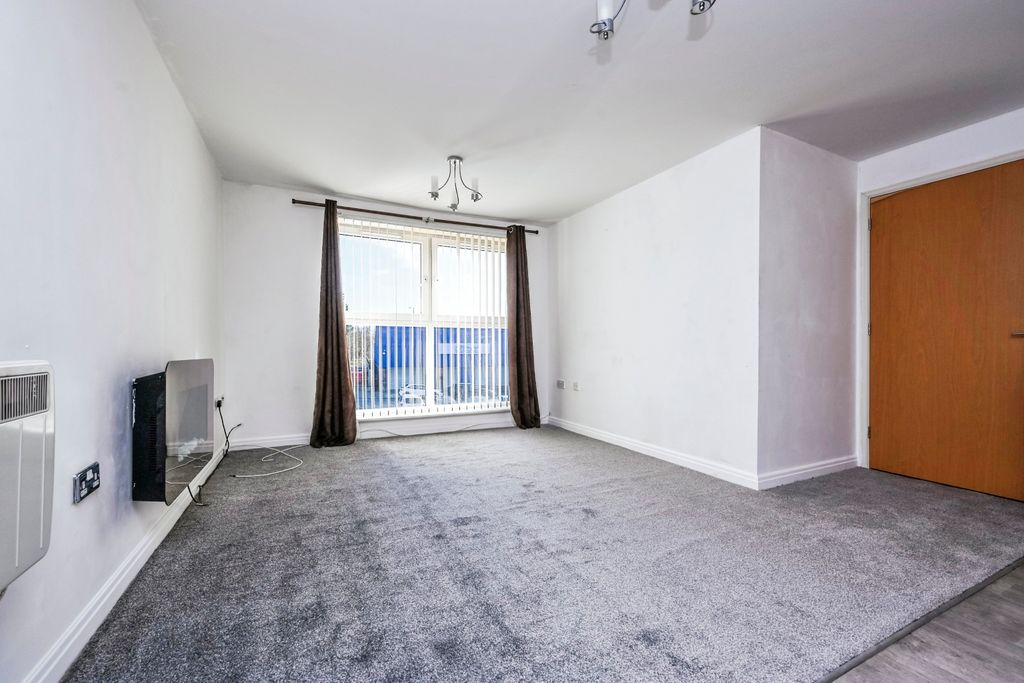 Property photo 3 of 17 Photography