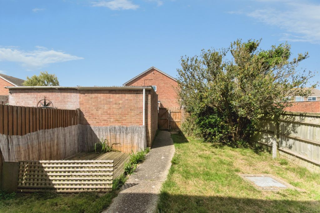 Property photo 2 of 23