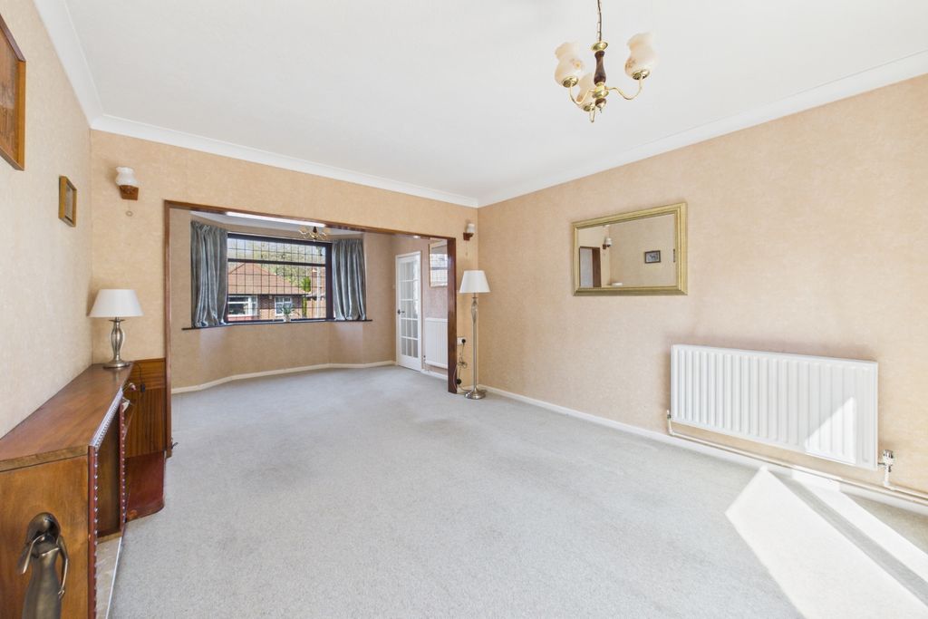 Property photo 2 of 27 Through Living Room