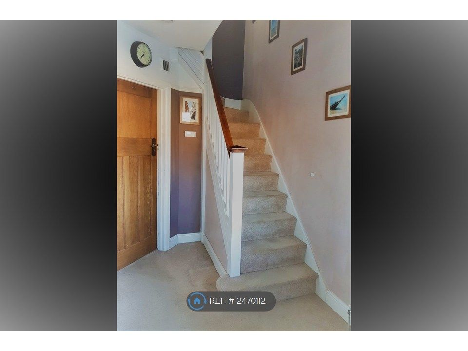 Property photo 3 of 26 Hallway