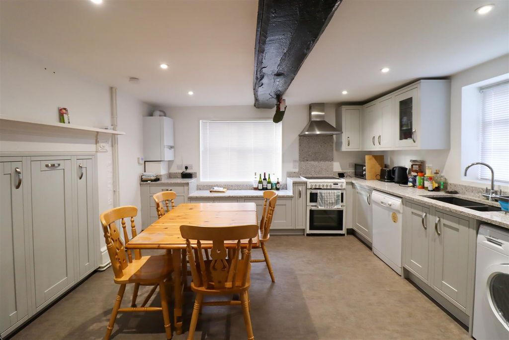 Property photo 3 of 27 Img_4829.Jpg