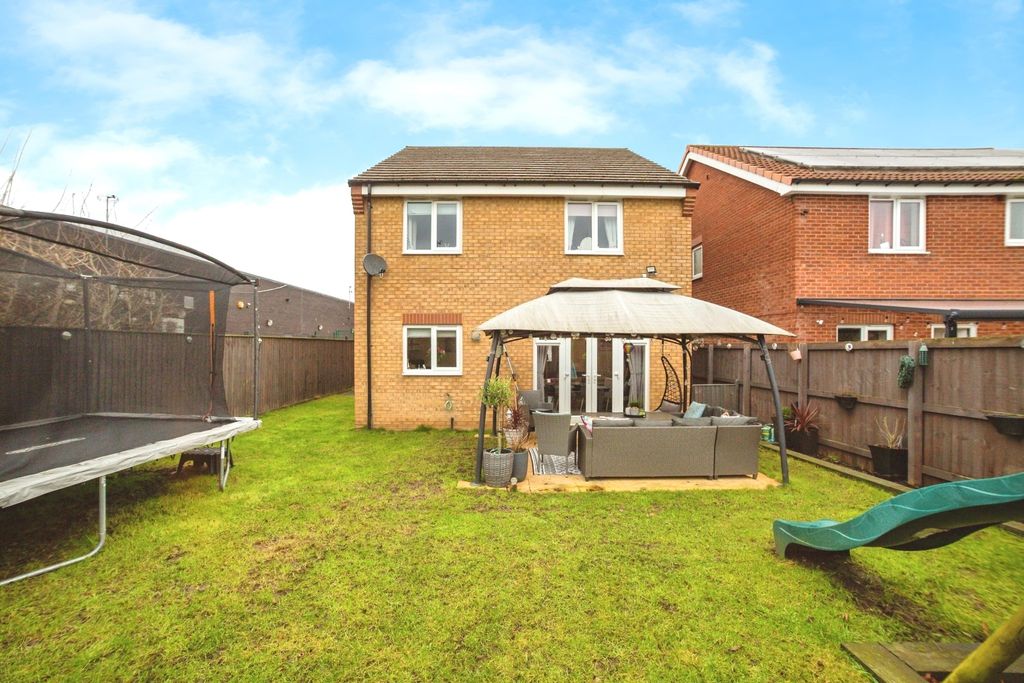 Property photo 2 of 37 Pbox-Img.Jpg