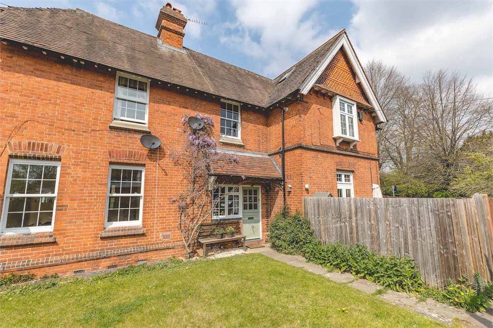 Property photo 1 of 18
