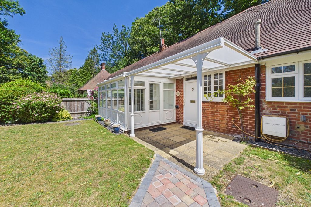 Property photo 1 of 9 Picture No. 10