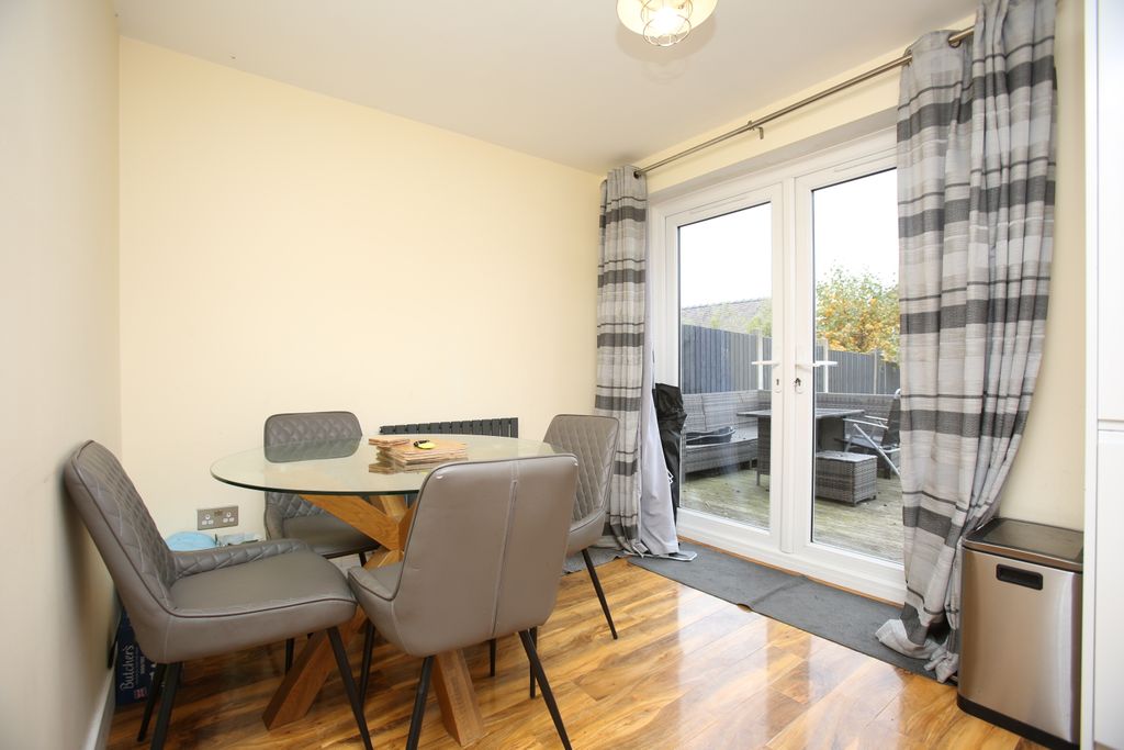 Property photo 3 of 12 593A3044