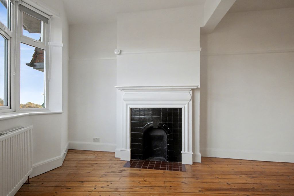 Property photo 3 of 10 3.Jpg