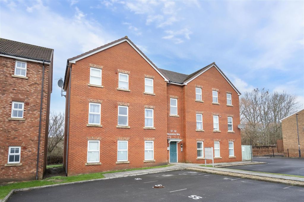 Property photo 1 of 6 External