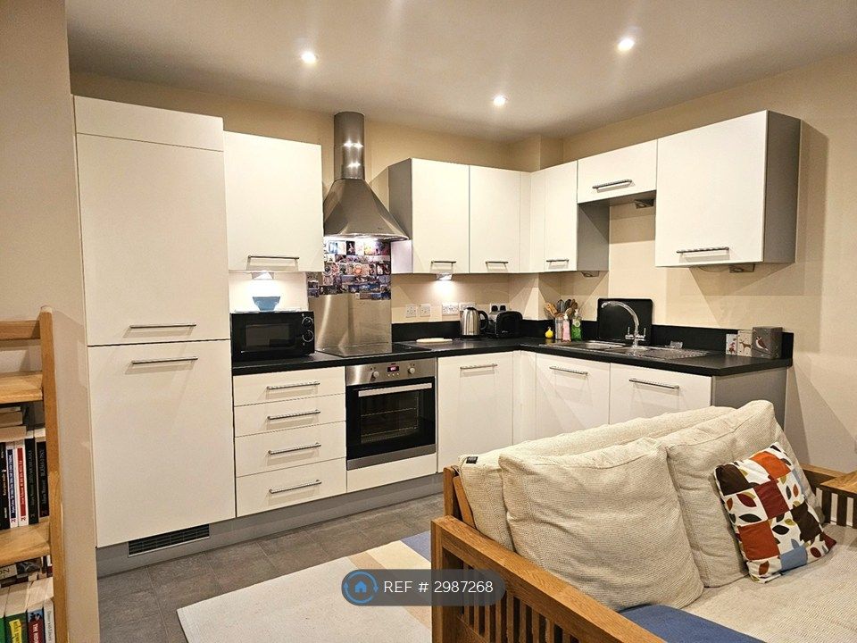 Property photo 1 of 9 Kitchen 1