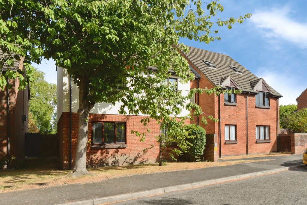 Property photo 1 of 19