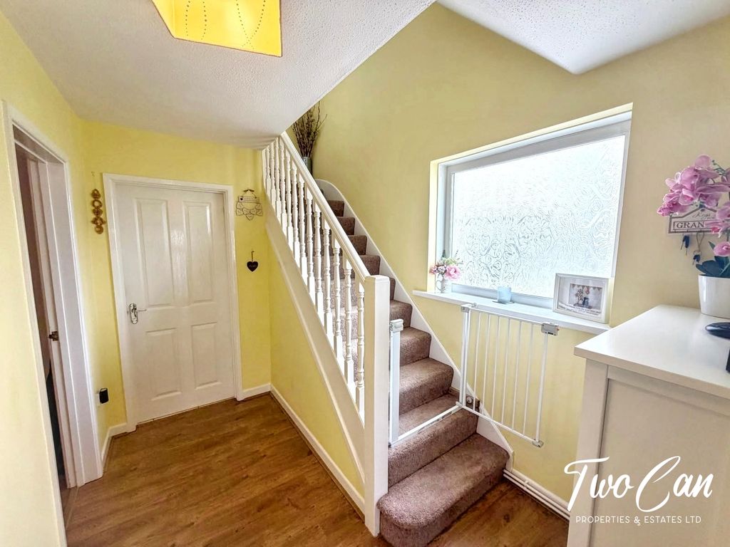 Property photo 3 of 29