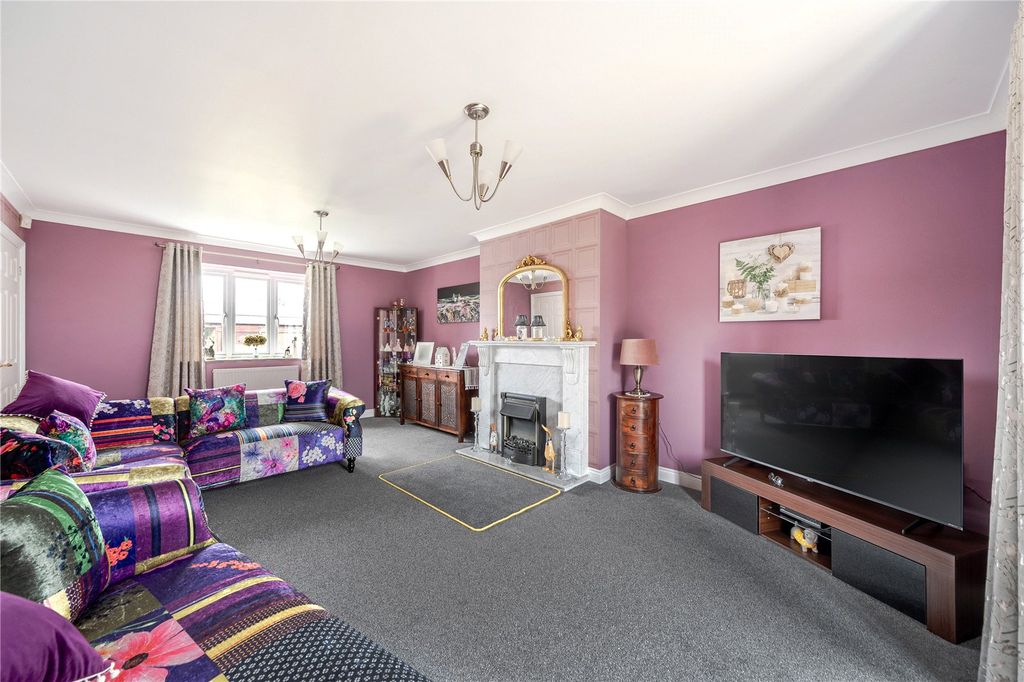 Property photo 2 of 17 Picture No. 10