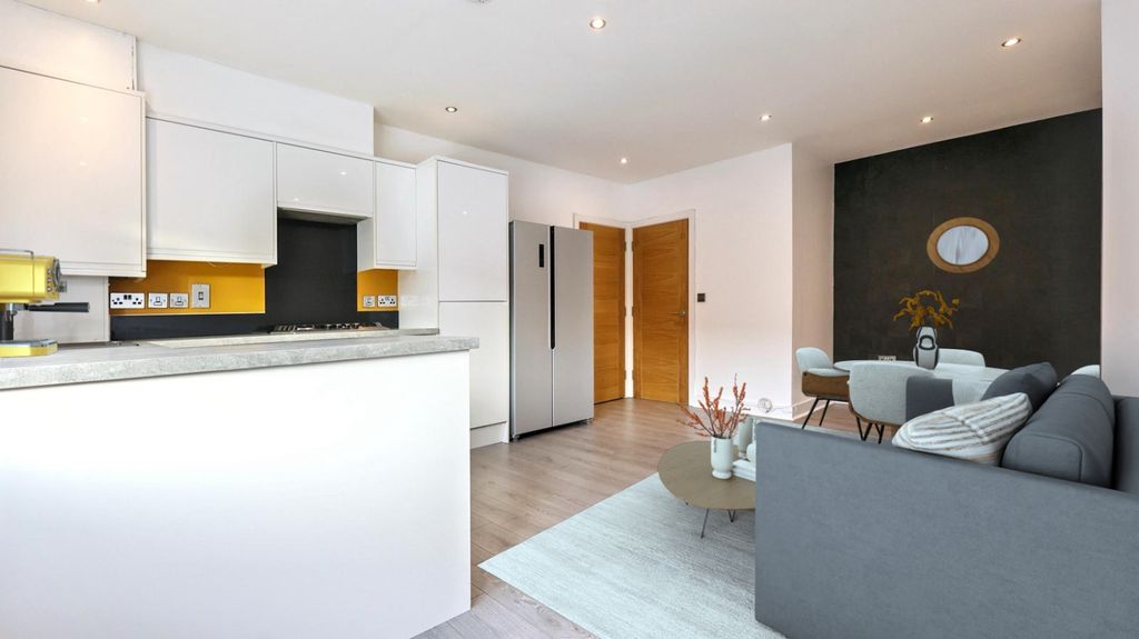 Property photo 1 of 7 Property_1300_2356dc7F-4490-41Ad-9309-4Ddd6846c8d9